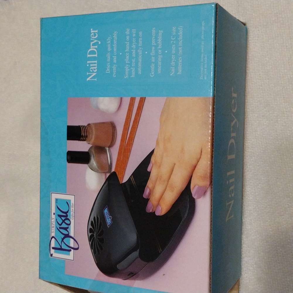 Simply Basic Nail Dryer, Battery Operated - Picture 4 of 4